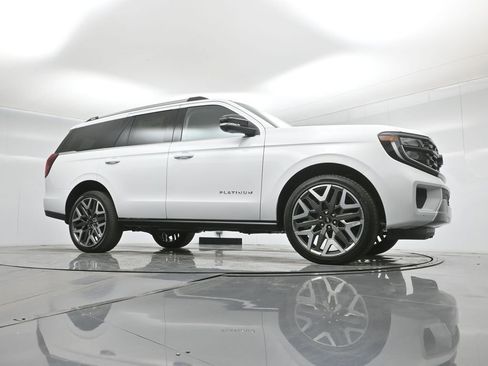 New 2025 Ford Expedition Platinum w/ Platinum Ultimate Package image 47