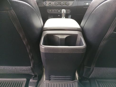 Used 2019 Toyota Tacoma TRD Off-Road image 22