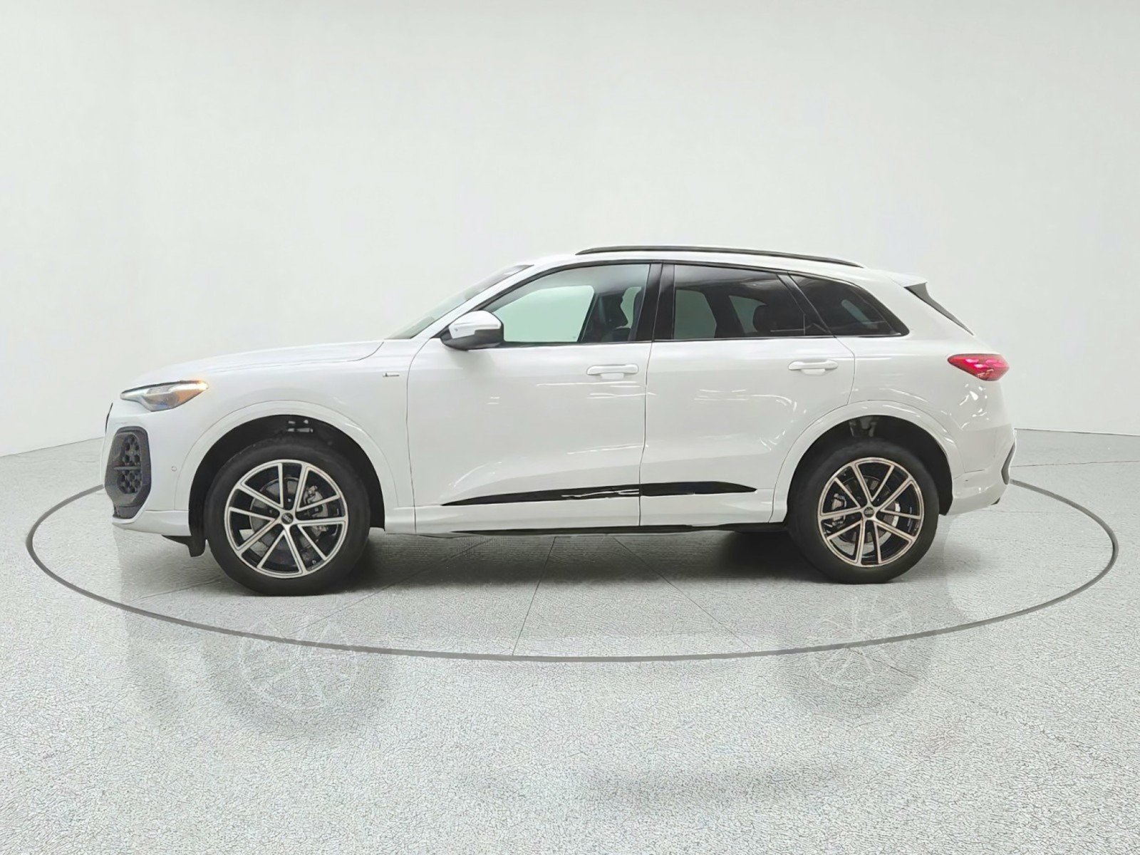 New 2026 Audi Q5 Premium AWD/4WD image 8