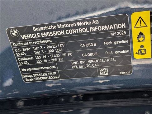 Used 2025 BMW 330i Sedan w/ Convenience Package RWD image 27