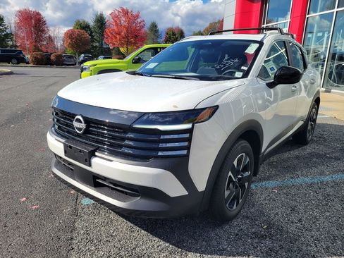 New 2026 Nissan Kicks SV w/ SV Premium Package image 9