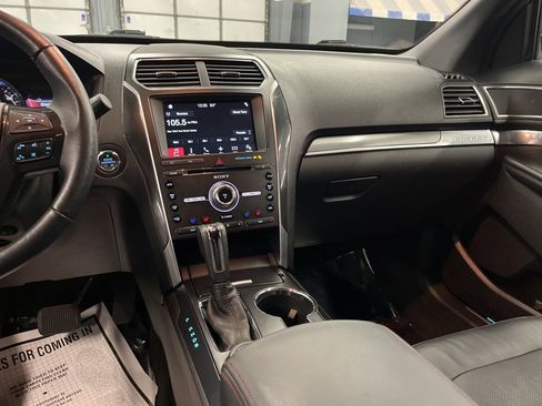 Used 2017 Ford Explorer Sport w/ Equipment Group 401A image 25