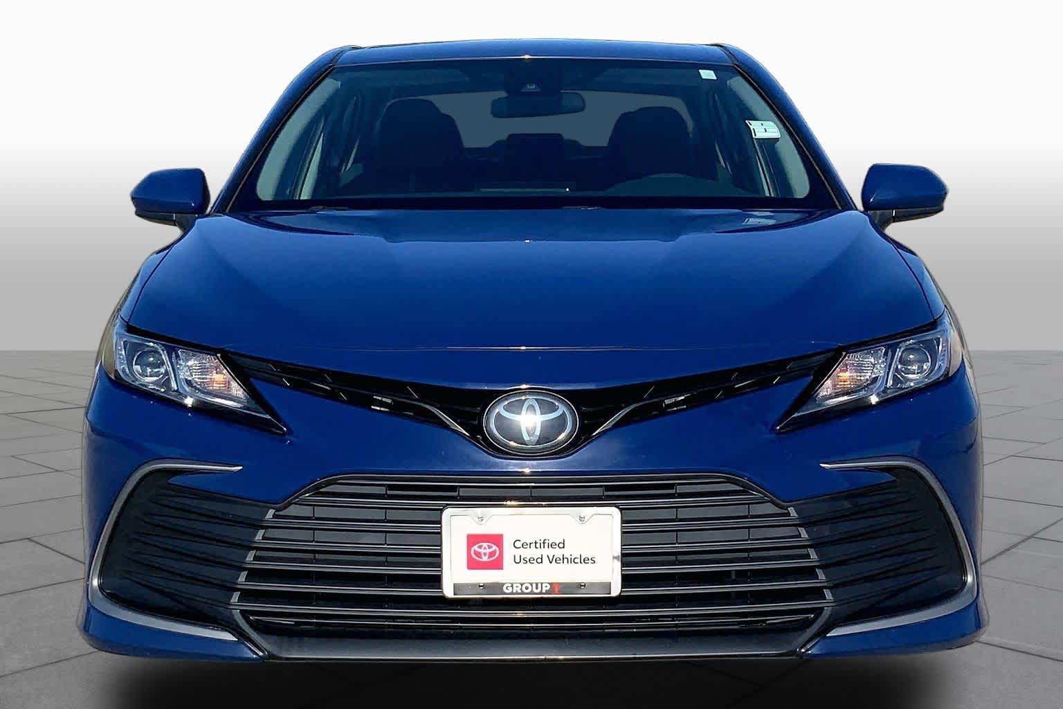 Used 2023 Toyota Camry LE FWD image 4