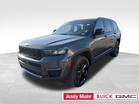 Used 2023 Jeep Grand Cherokee L Limited w/ Black Appearance Package AWD/4WD image 5