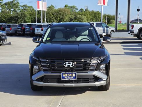 Used 2025 Hyundai Tucson SEL FWD image 2