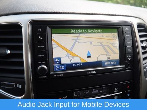 Used 2012 Jeep Grand Cherokee Laredo AWD/4WD image 9