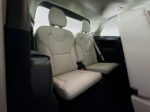 New 2026 Volvo XC90 T8 Ultra w/ Protection Package Premier AWD/4WD image 29