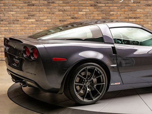 Used 2011 Chevrolet Corvette Grand Sport w/ Preferred Equipment Group image 9