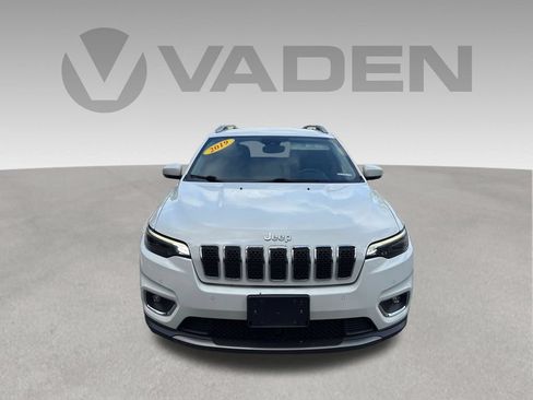 Used 2019 Jeep Cherokee Limited w/ Luxury Group AWD/4WD image 2