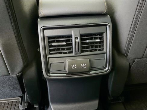 Used 2025 Subaru Forester Wilderness w/ Convenience Package image 30