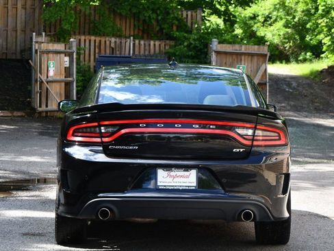 Used 2022 Dodge Charger GT image 4