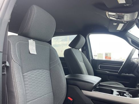 New 2026 RAM 2500 Big Horn AWD/4WD image 29