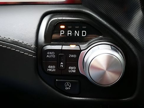 Used 2024 RAM 1500 Limited AWD/4WD image 26