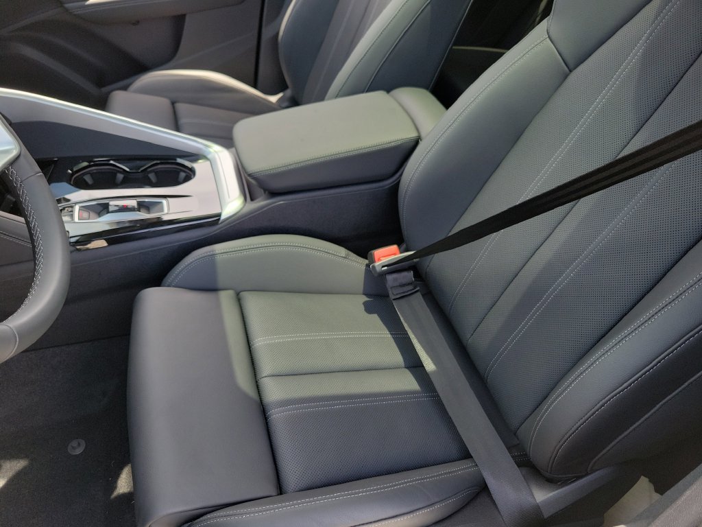 New 2026 Audi Q5 Premium AWD/4WD image 17