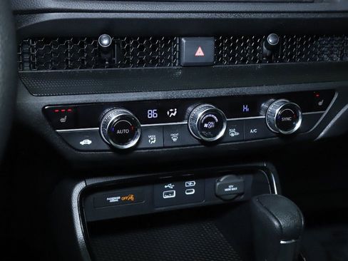 Used 2025 Honda CR-V EX image 27