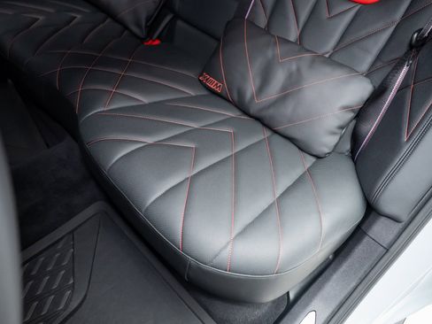 Used 2024 BMW XM Label Red image 73