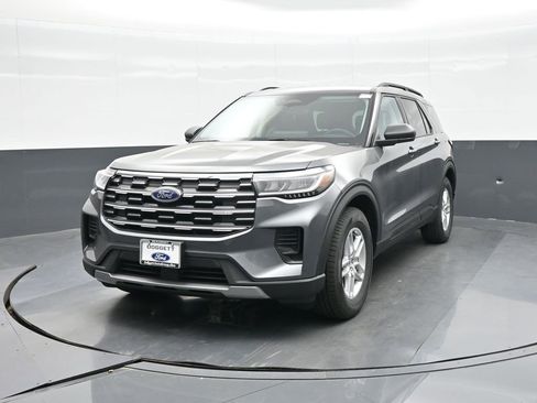 New 2026 Ford Explorer Active image 17
