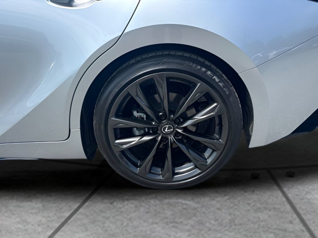 Used 2025 Lexus IS 350 F Sport RWD image 28