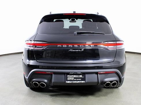 Certified 2023 Porsche Macan S image 6