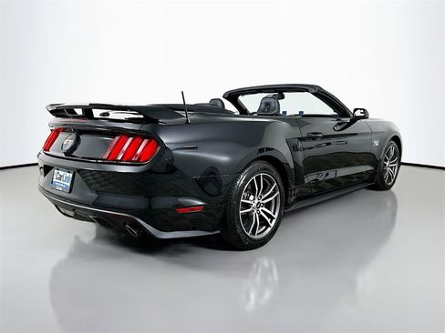 Used 2016 Ford Mustang GT Premium image 8