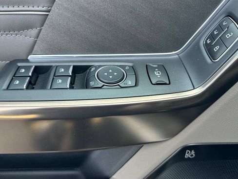 New 2026 Ford F250 4x4 Crew Cab Super Duty image 10