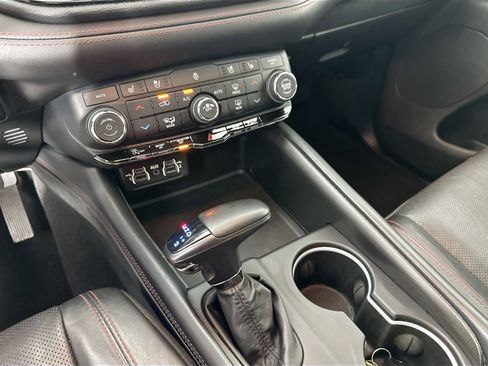 Used 2023 Dodge Durango GT image 15