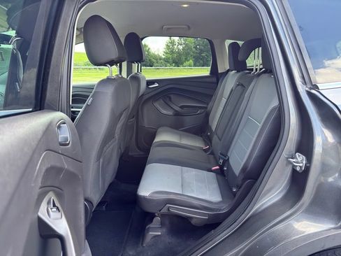 Used 2015 Ford Escape SE FWD image 27