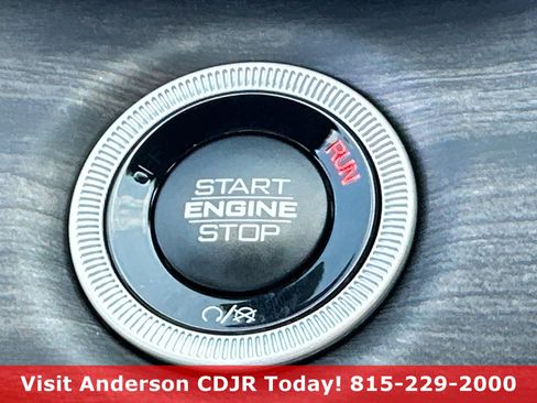 New 2025 Jeep Grand Cherokee L Limited w/ Black Appearance Package image 9