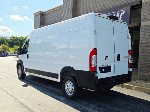 Used 2023 RAM ProMaster 2500 FWD image 8
