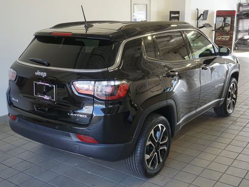 Used 2024 Jeep Compass Limited image 14