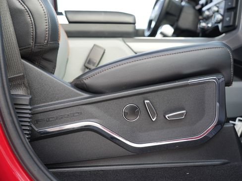 Used 2024 Ford F150 Lariat w/ Equipment Group 502A High image 33