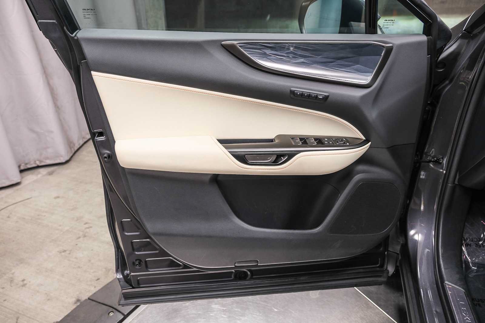 Used 2024 Lexus NX 350 AWD image 26