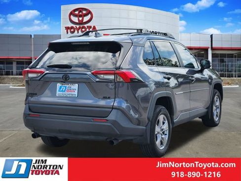 Used 2024 Toyota RAV4 XLE FWD image 5