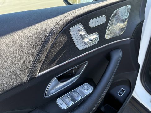 Used 2024 Mercedes-Benz GLE 350 4MATIC image 36