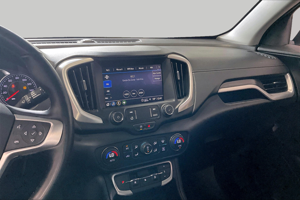 Used 2024 GMC Terrain SLT AWD/4WD image 10