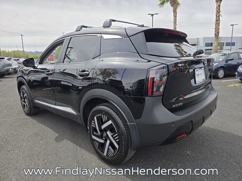 New 2026 Nissan Kicks SV w/ Charging Package FWD image 5