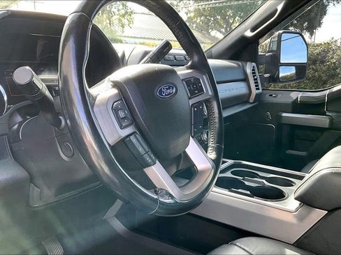 Used 2018 Ford F250 Platinum w/ Platinum Ultimate Package image 12