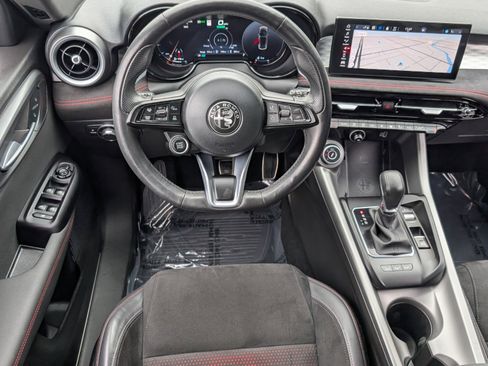 Used 2024 Alfa Romeo Tonale Veloce image 10