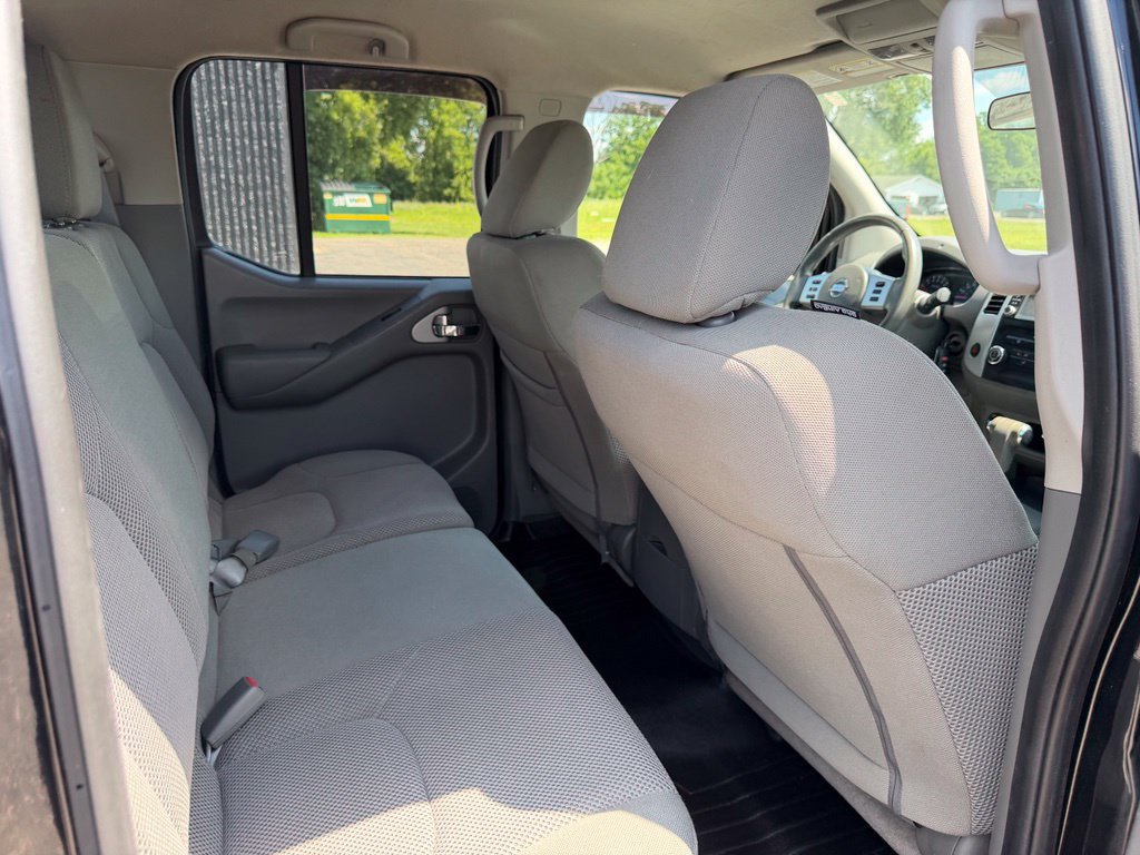 Used 2019 Nissan Frontier SV AWD/4WD image 25