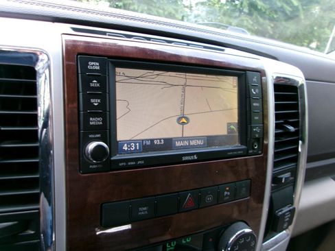 Used 2010 Dodge Ram 2500 Truck Laramie AWD/4WD image 2