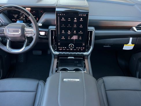 New 2026 GMC Yukon XL Denali image 12