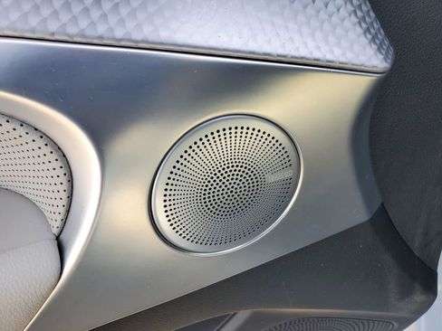 Used 2022 Genesis G70 3.3T w/ Sport Advanced Package image 11