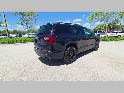 Used 2022 GMC Acadia SLT w/ Elevation Edition FWD image 39