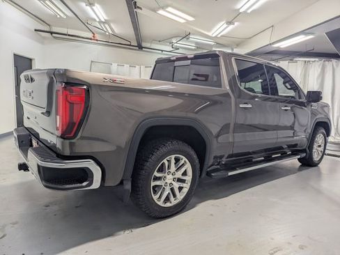 Used 2020 GMC Sierra 1500 SLT w/ SLT Premium Plus Package image 3
