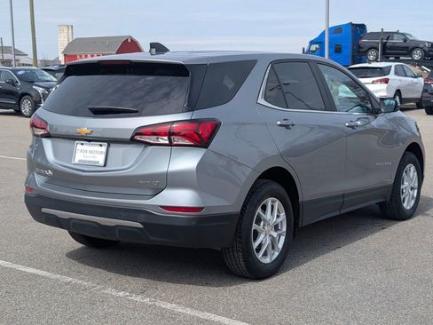 Used 2024 Chevrolet Equinox LT AWD/4WD image 4