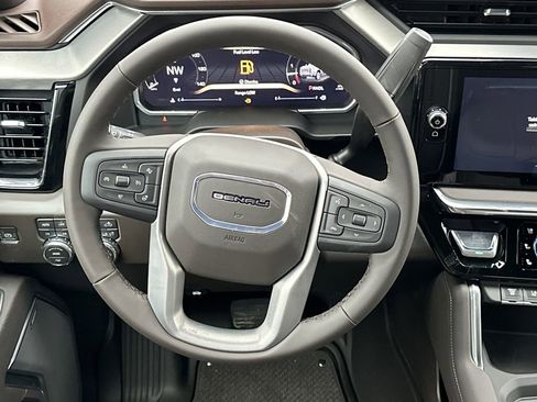 New 2026 GMC Sierra 2500 Denali w/ Denali Reserve Package image 18