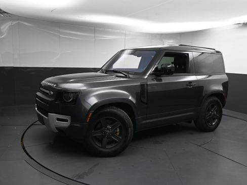 Used 2023 Land Rover Defender 90 S image 1