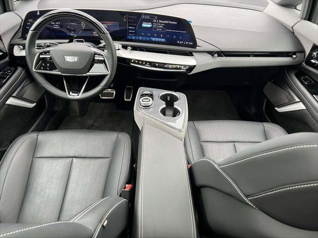 Used 2025 Cadillac Optiq Sport 2 AWD/4WD image 15
