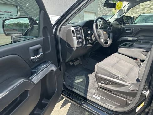 Used 2019 Chevrolet Silverado 1500 LT w/ All Star Edition AWD/4WD image 9