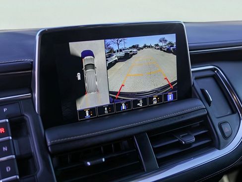 Used 2023 GMC Yukon AT4 w/ AT4 Premium Package image 20